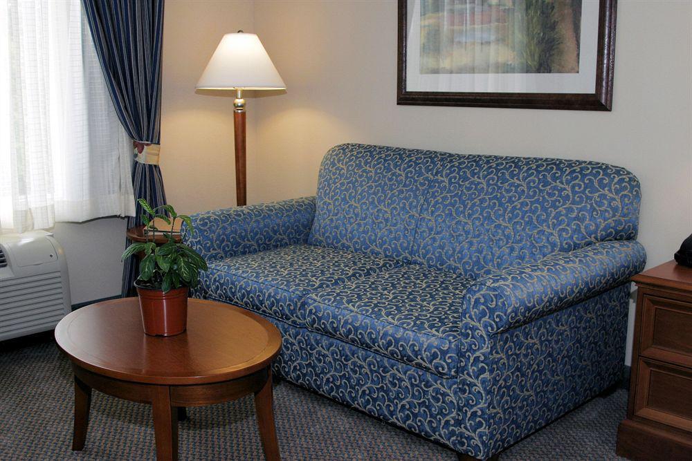 Hilton Garden Inn Gainesville Exterior foto